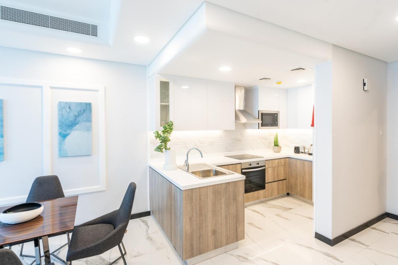 S Plaza Suites Hotel Seef Ngoại thất bức ảnh